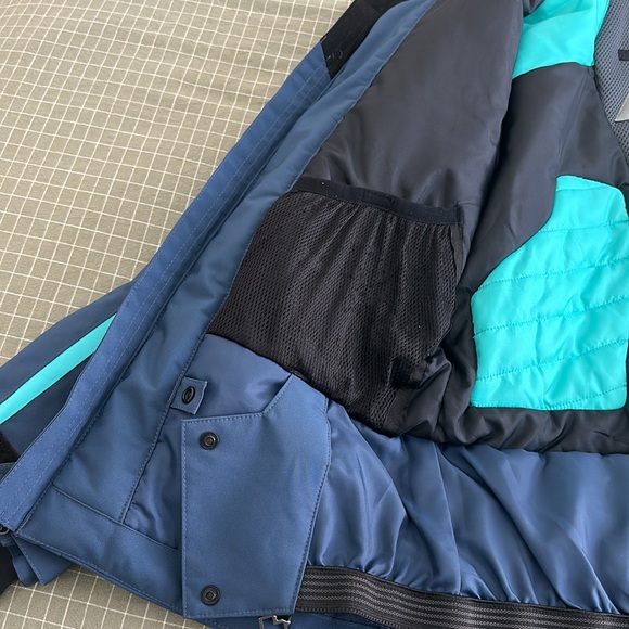 Obermeyer Boys Mach 12 Insulated Jacket - Picture 9 of 16